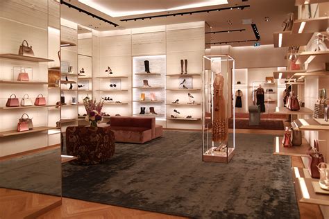 fendi store dubai.